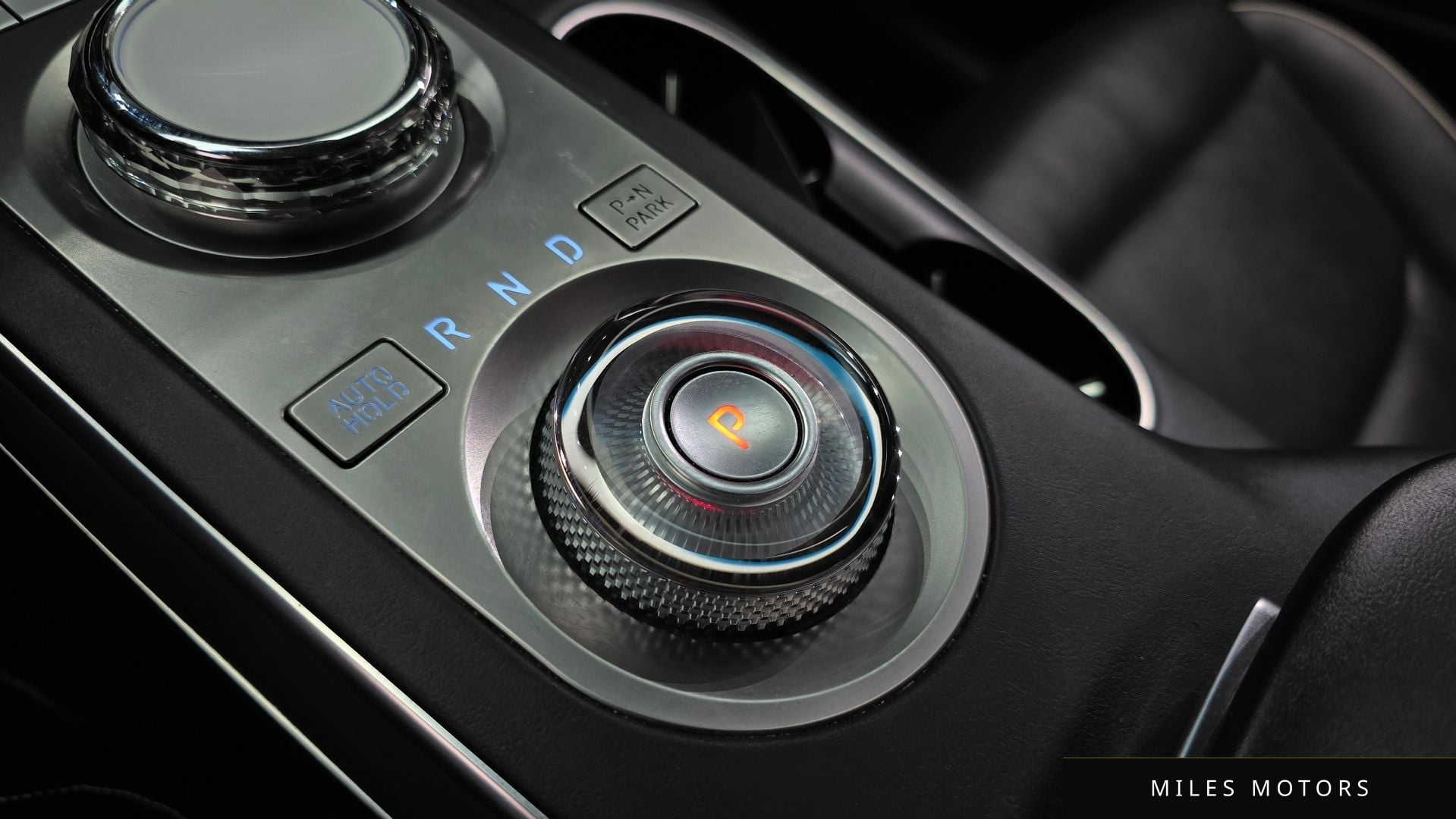 Genesis GV70 2022 — миниатюра 12