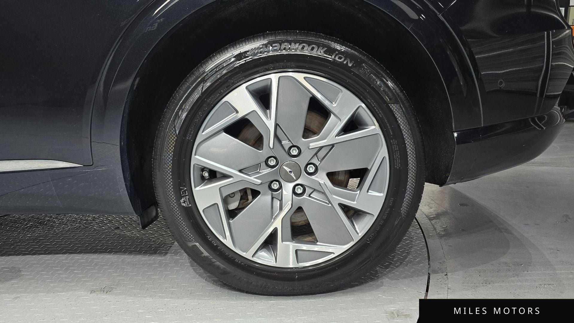Genesis GV70 2022 — миниатюра 7