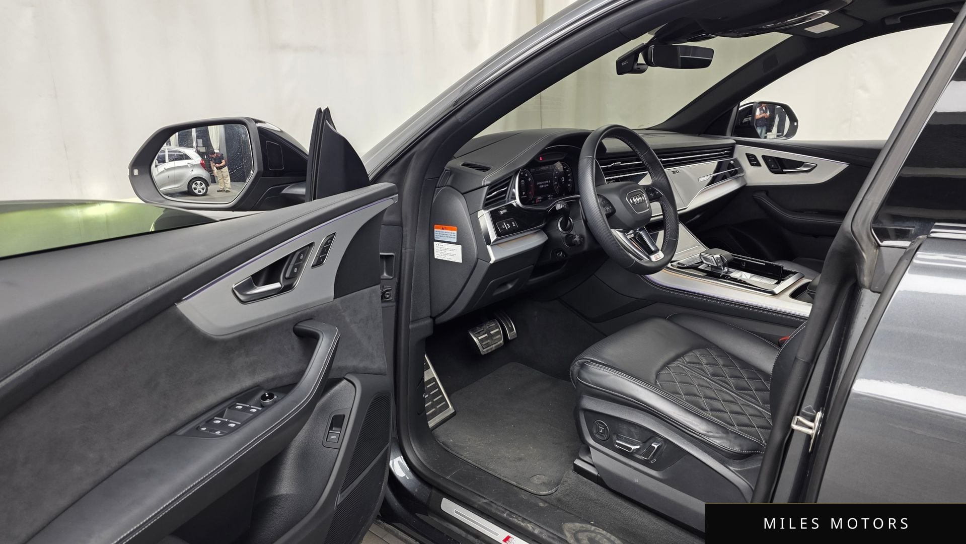 Audi Q8 (4M) 2023 — миниатюра 10