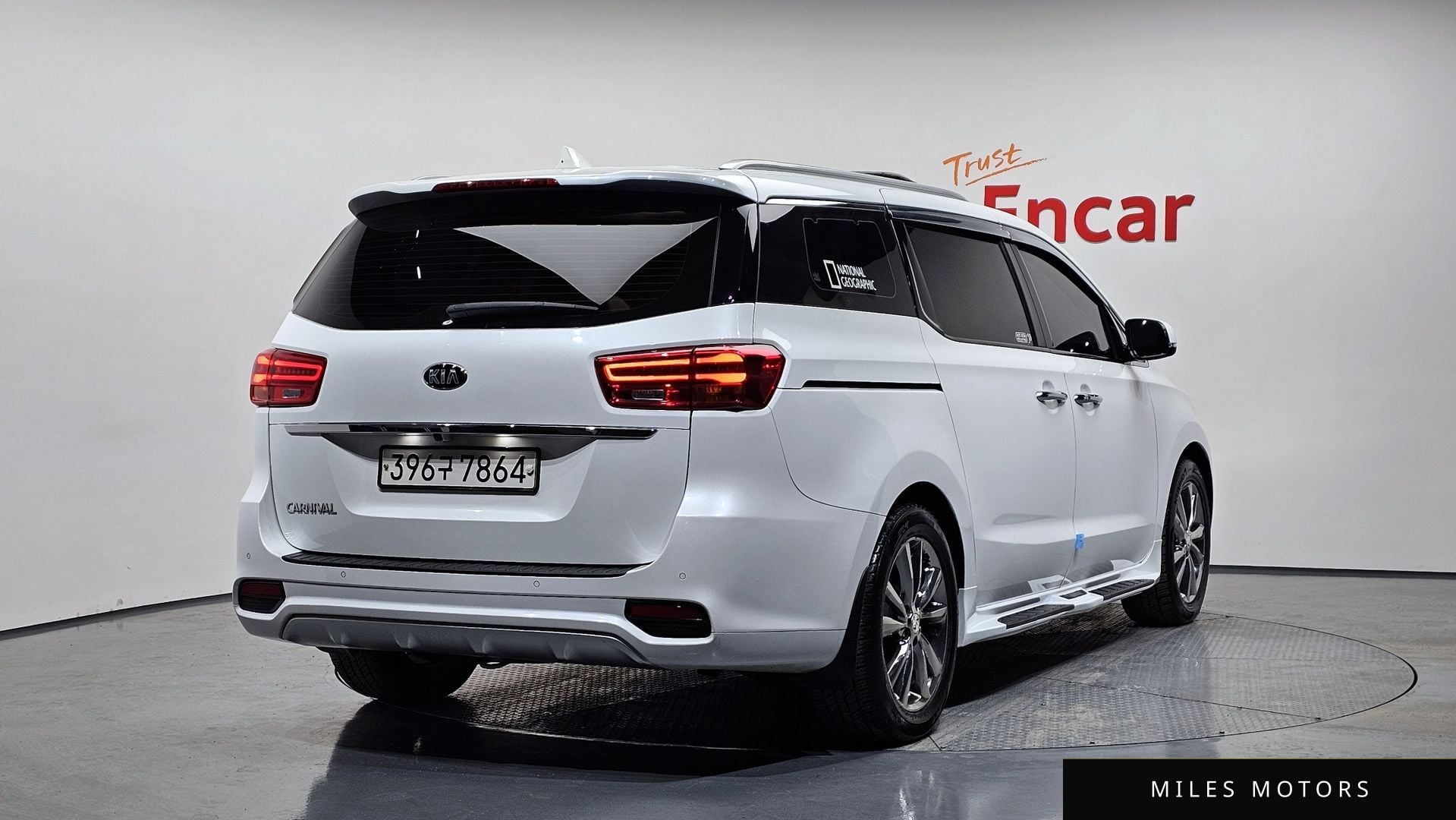 Kia Canival 2020 — миниатюра 2