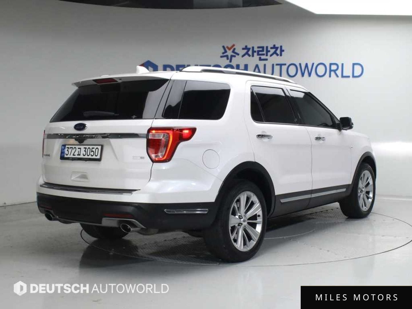 Ford Explorer 2019 — миниатюра 2