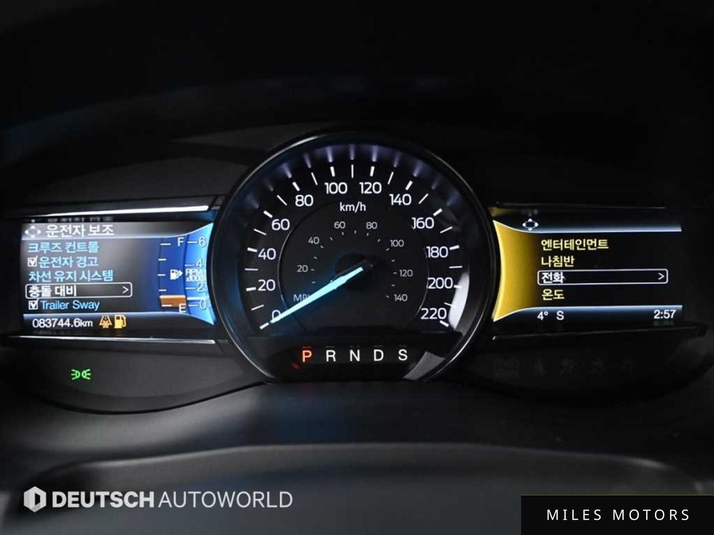 Ford Explorer 2019 — миниатюра 8
