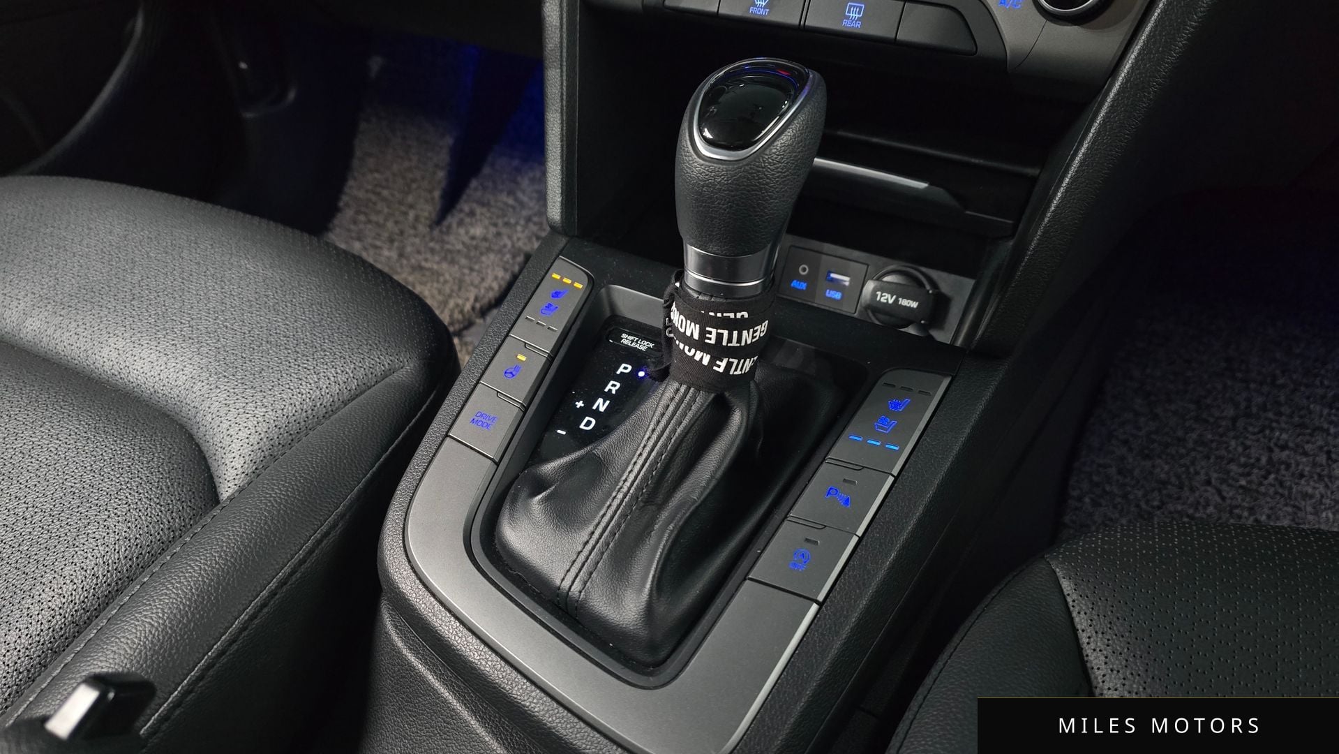 Hyundai AVANTE 2018 — миниатюра 11