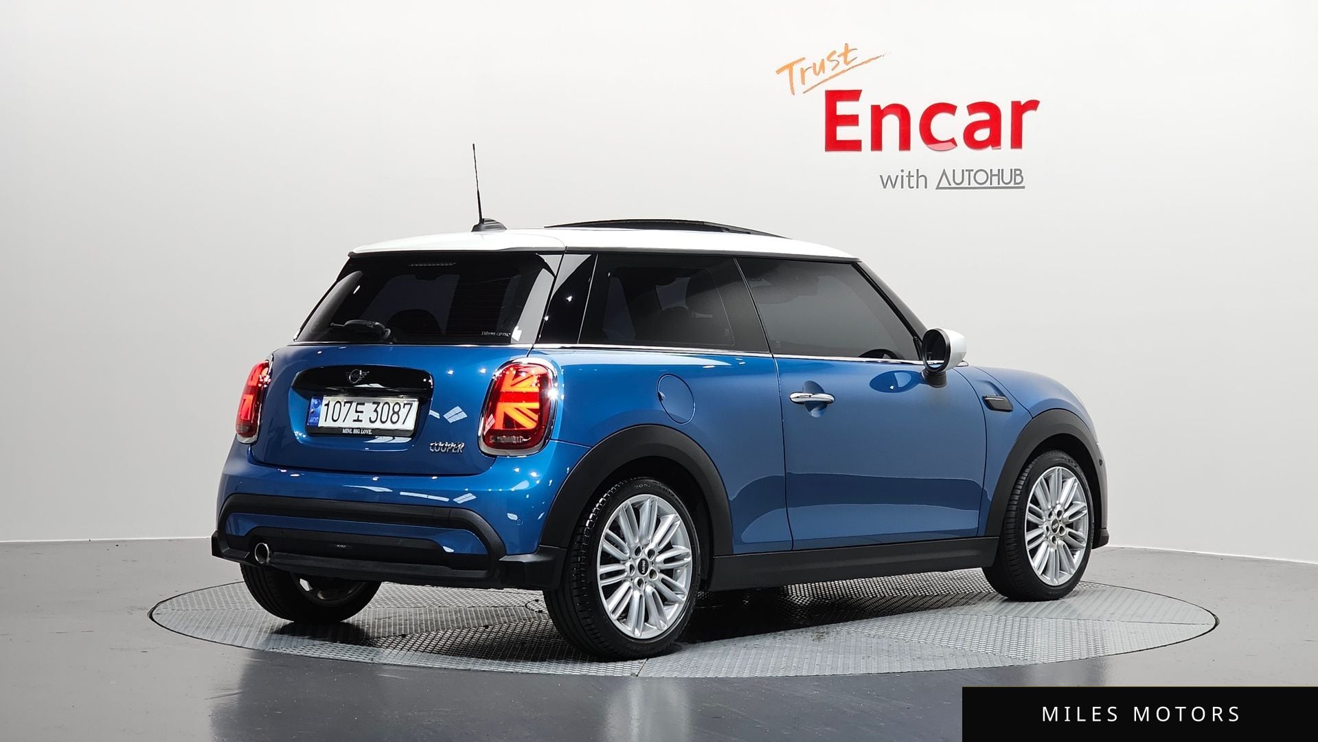 MINI Cooper 2023 — миниатюра 2