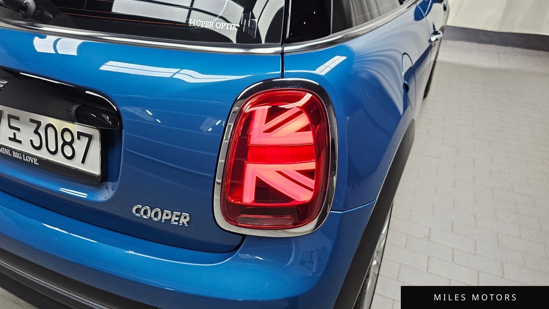 MINI Cooper 2023 — миниатюра 9