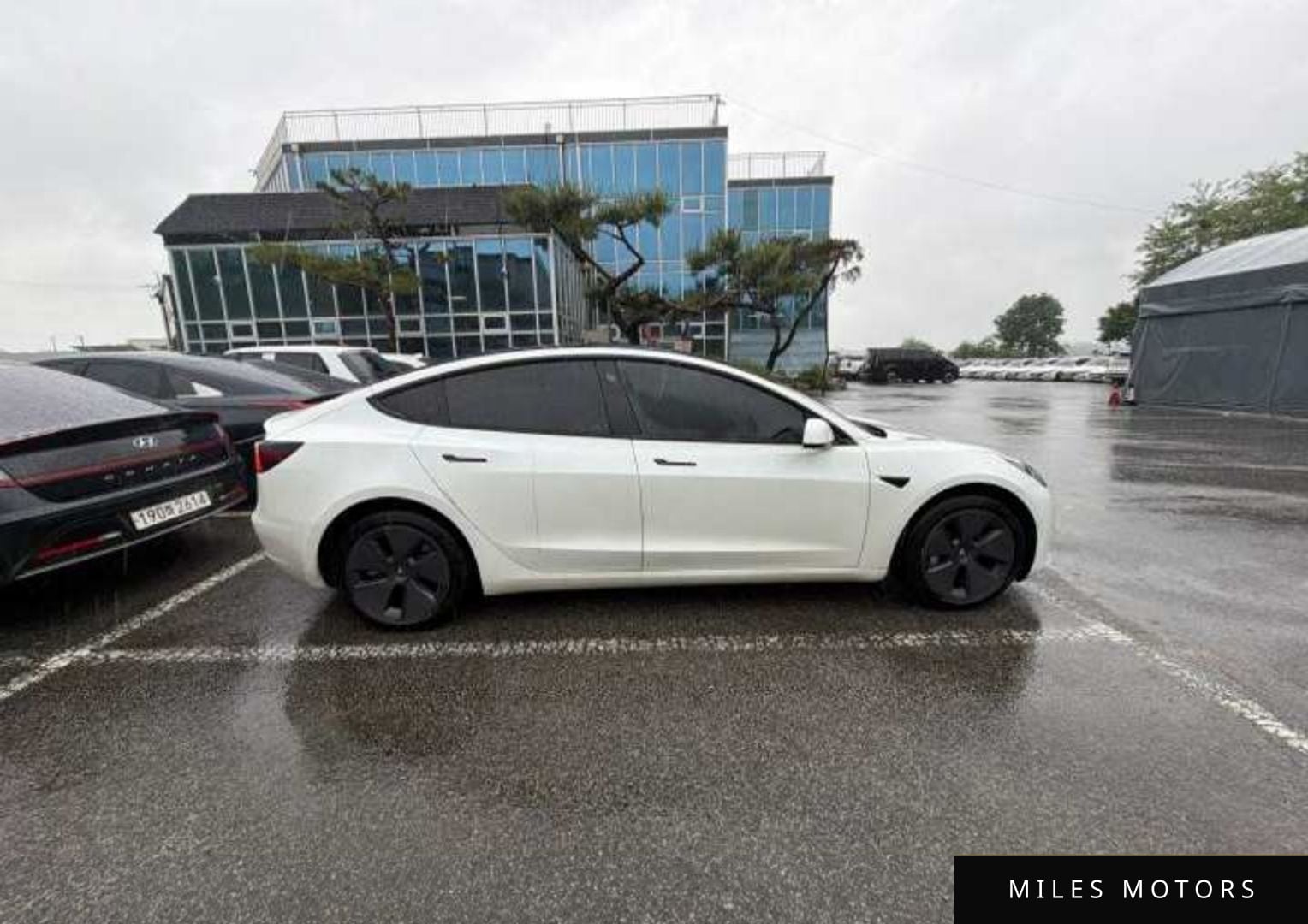 Tesla Model 3 2022 — миниатюра 12