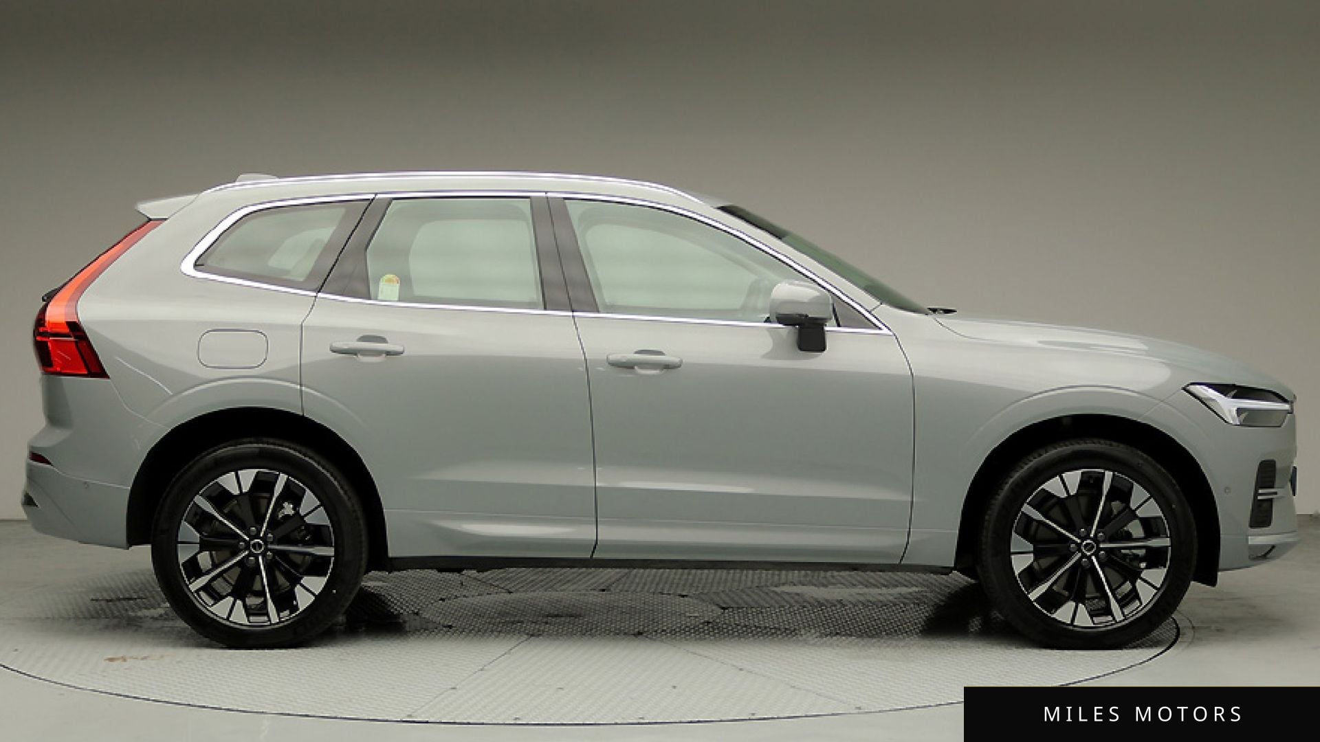 Volvo XC60 2026 — миниатюра 3