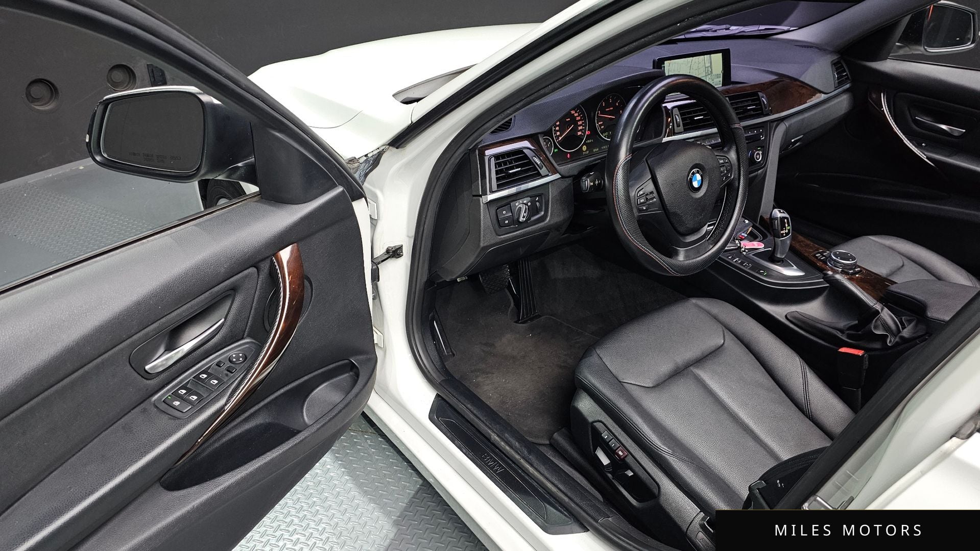 BMW 3 Series (F30) 2015 — миниатюра 10