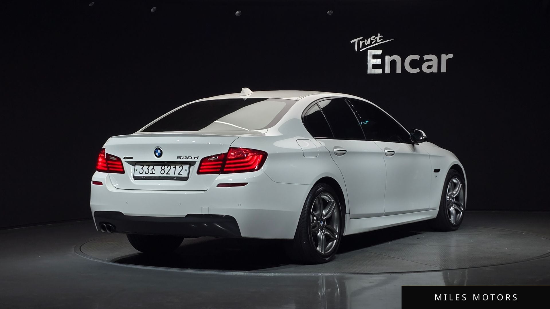 BMW 5 Series (F10) 2016 — миниатюра 2