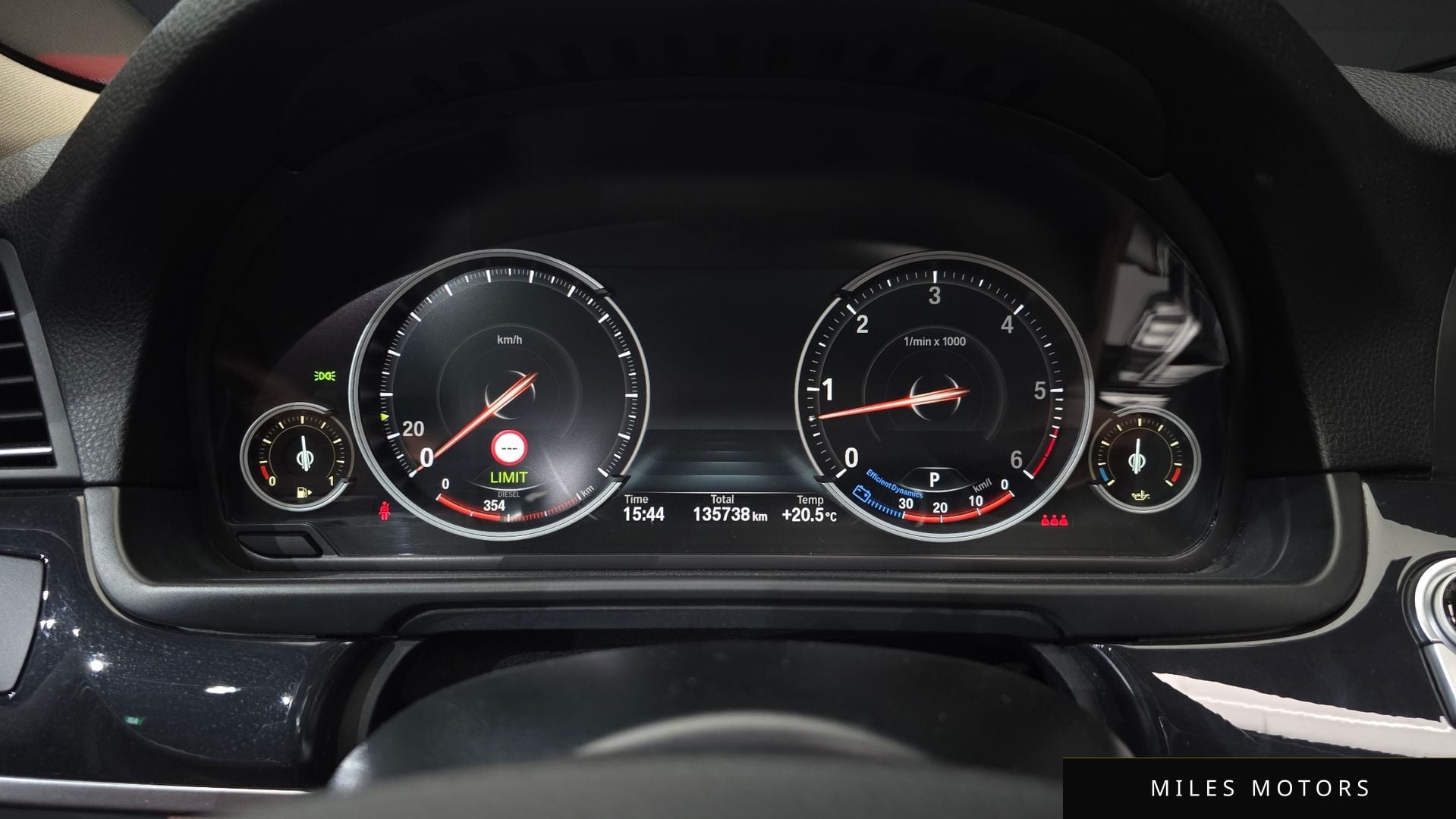 BMW 5 Series (F10) 2016 — миниатюра 8