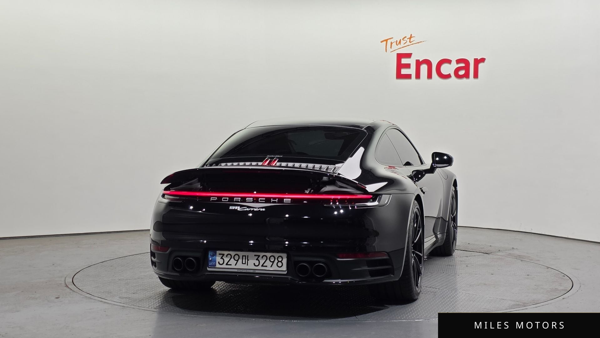 Porsche 911 (992) 2021 — миниатюра 4