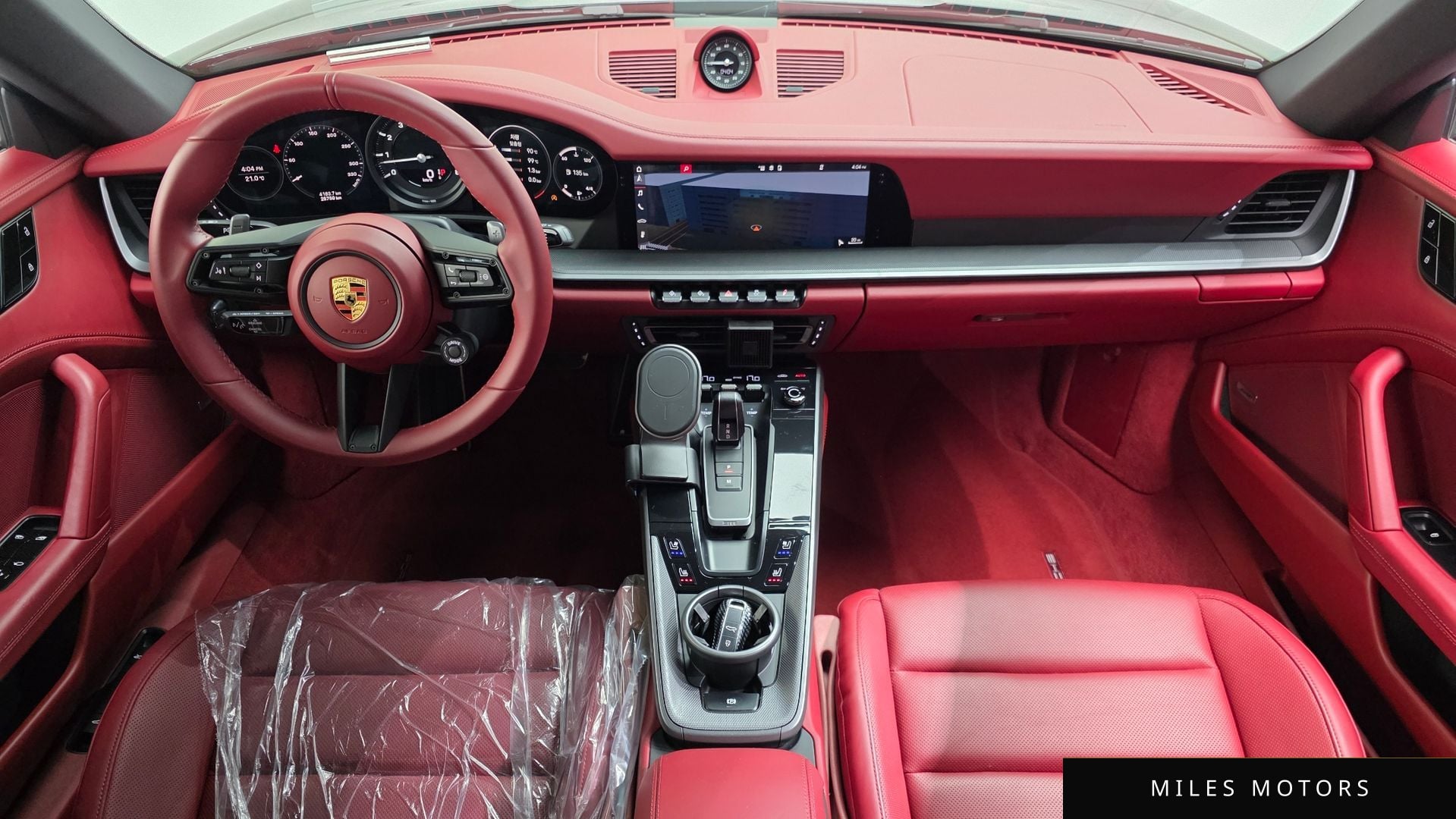 Porsche 911 (992) 2021 — миниатюра 7