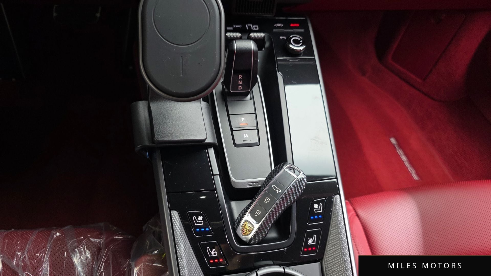 Porsche 911 (992) 2021 — миниатюра 9