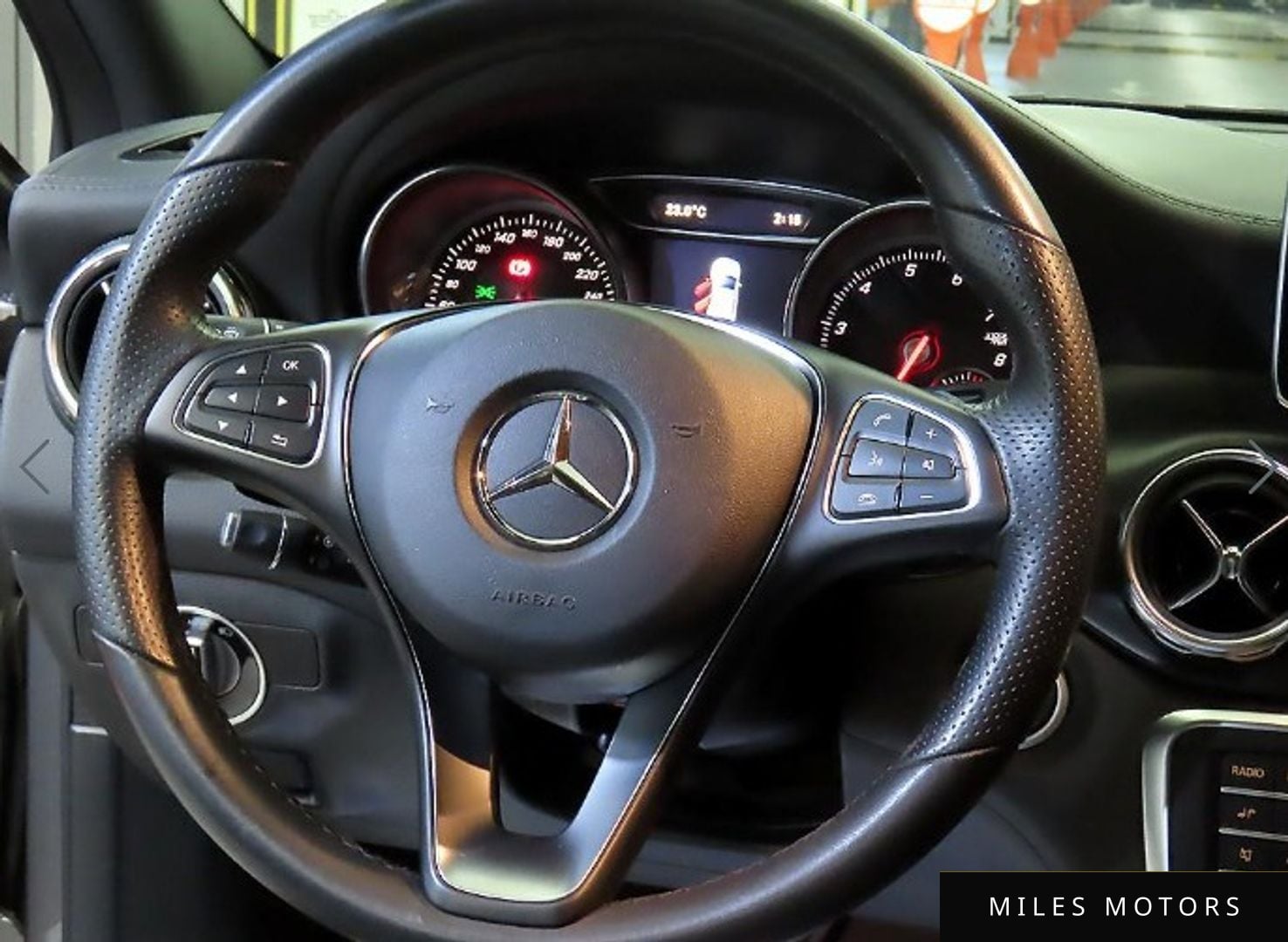Mercedes-Benz GLA-Class X156 2018 — миниатюра 8