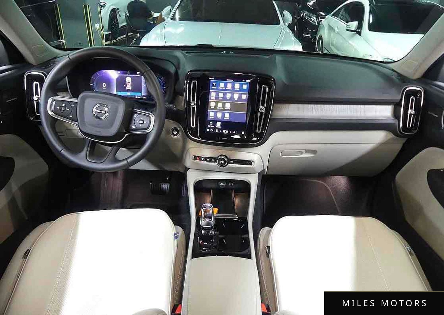 Volvo XC40 2024 — миниатюра 7