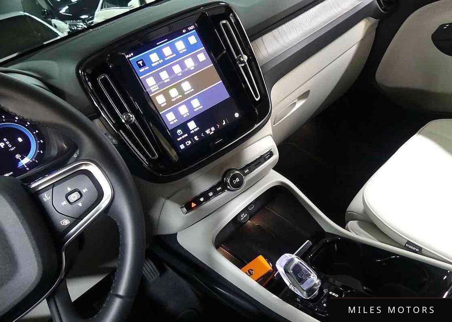 Volvo XC40 2024 — миниатюра 12