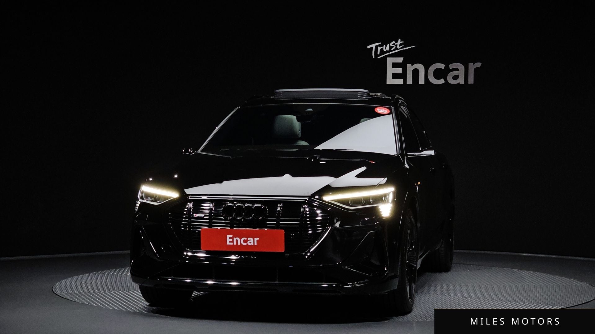 Audi e-tron 2022 — миниатюра 3