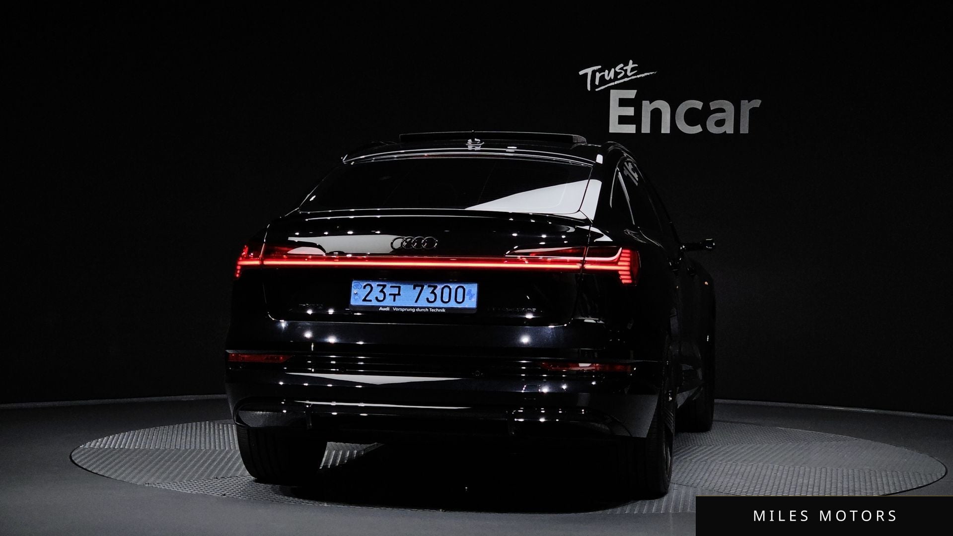 Audi e-tron 2022 — миниатюра 4