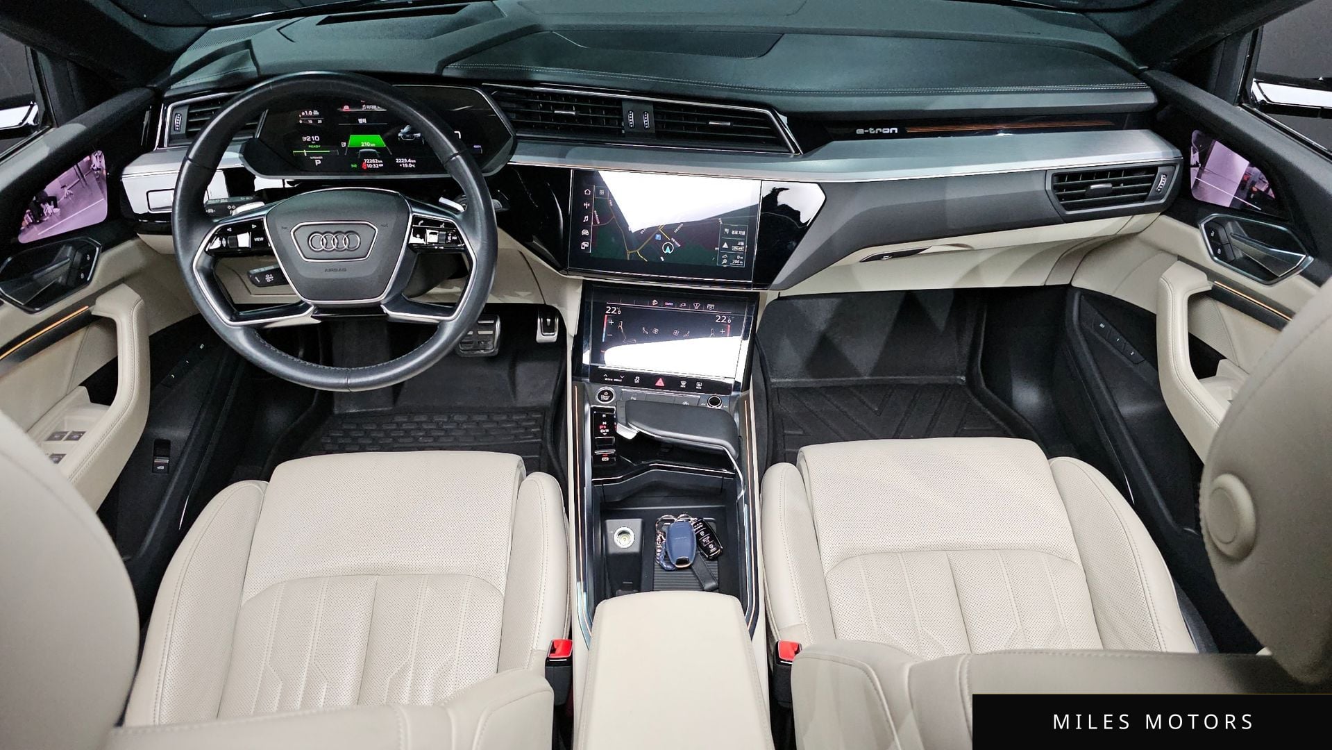 Audi e-tron 2022 — миниатюра 10
