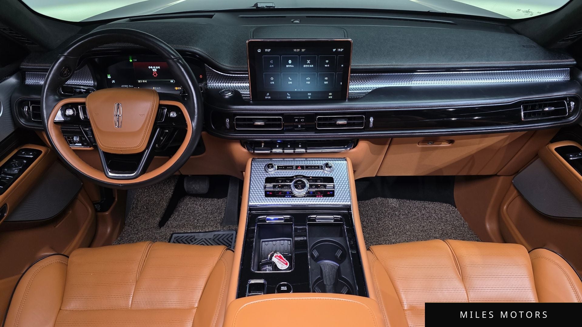 Lincoln Aviator 2021 — миниатюра 9