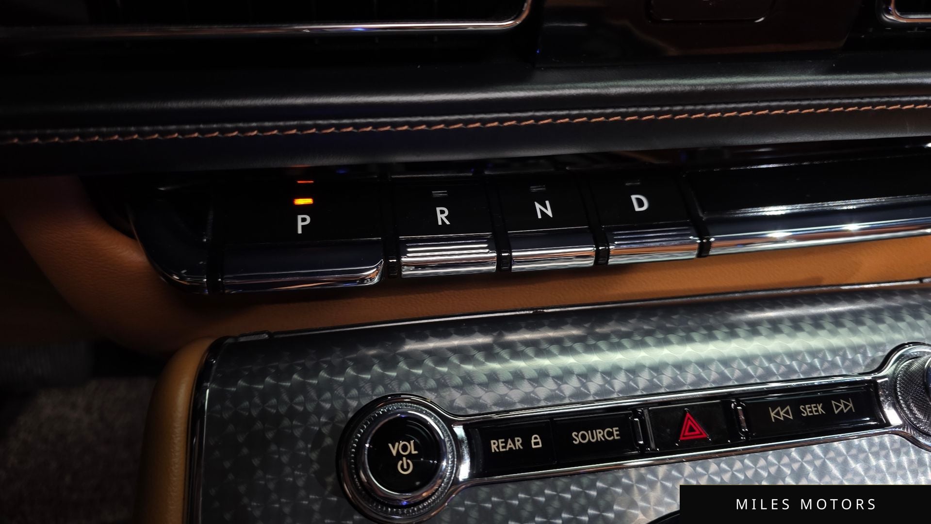 Lincoln Aviator 2021 — миниатюра 11