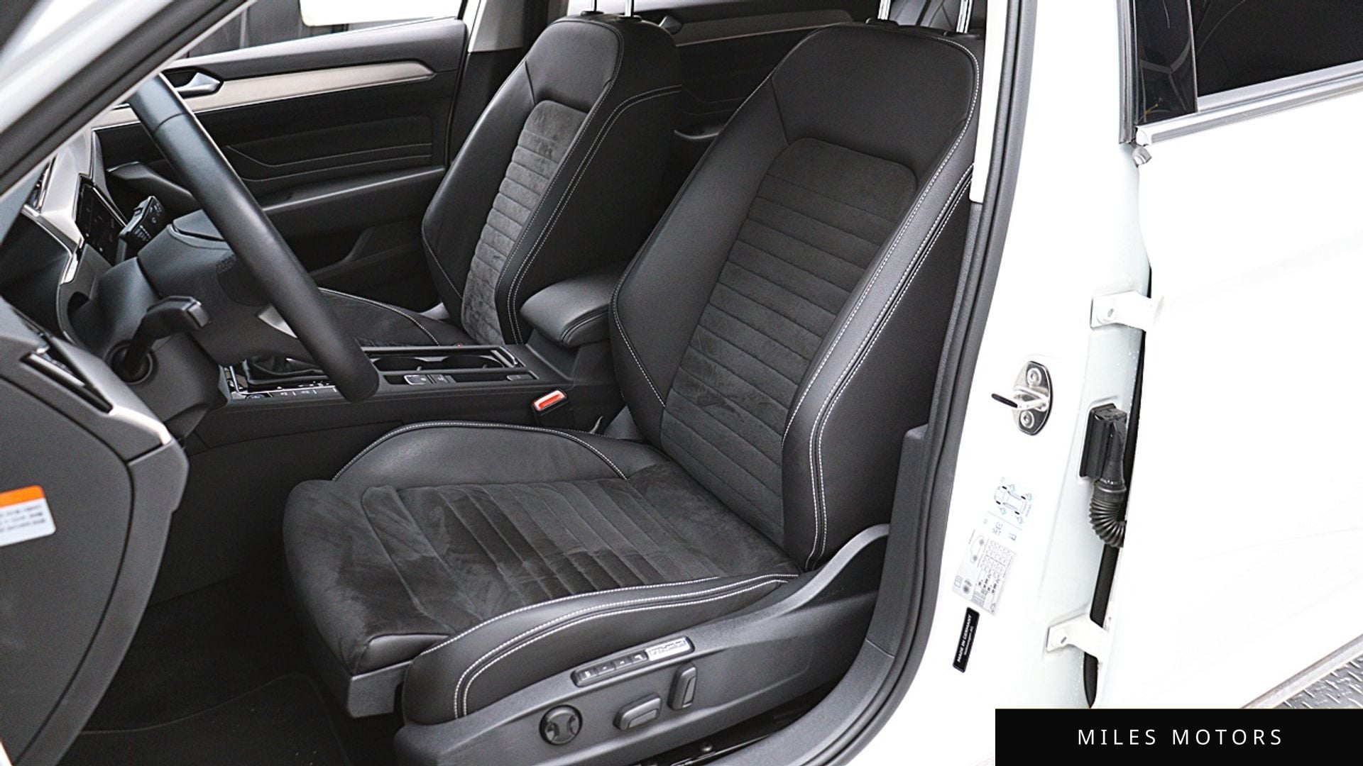 Volkswagen Passat 2021 — миниатюра 8