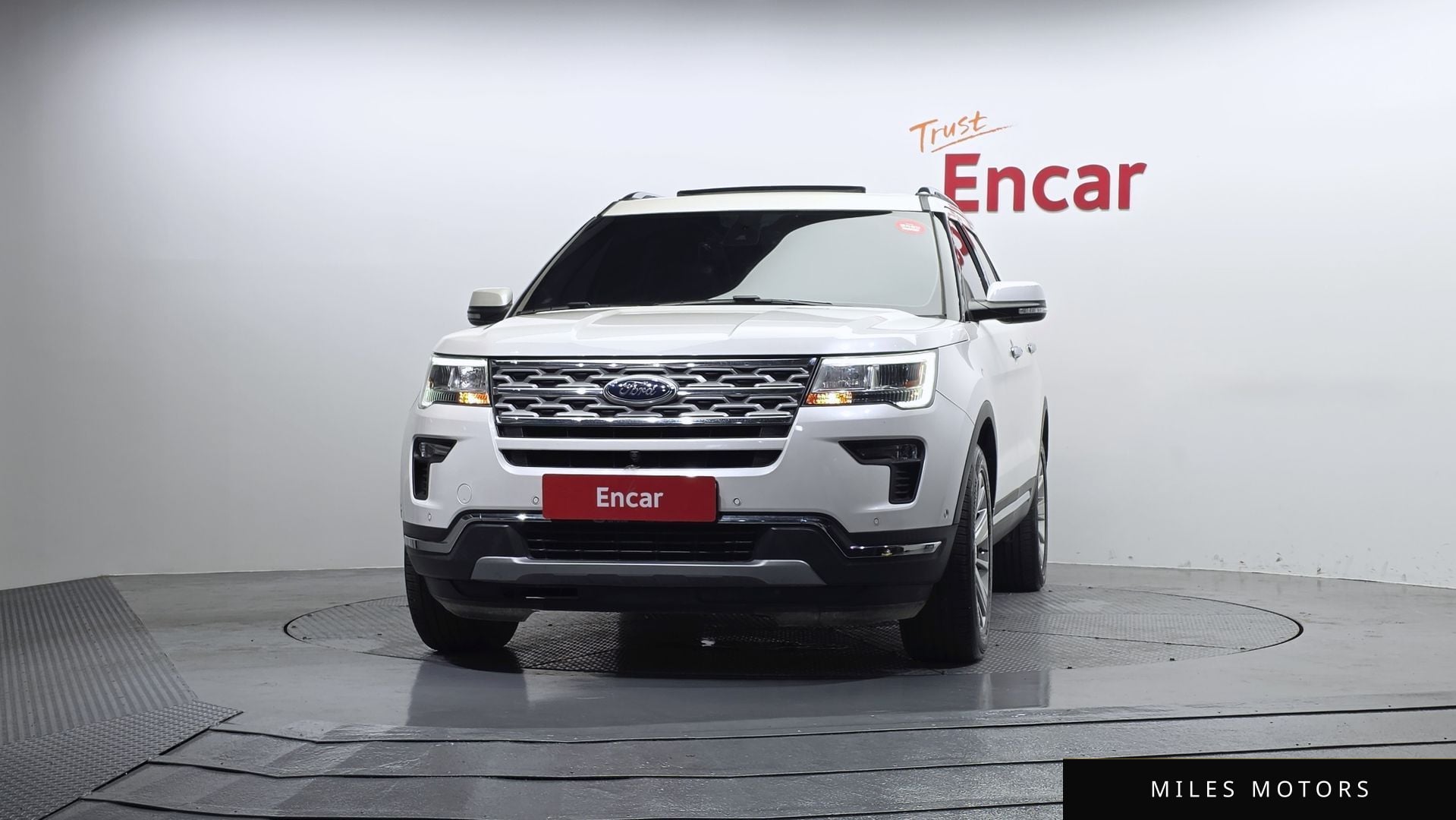 Ford Explorer 2019 — миниатюра 3