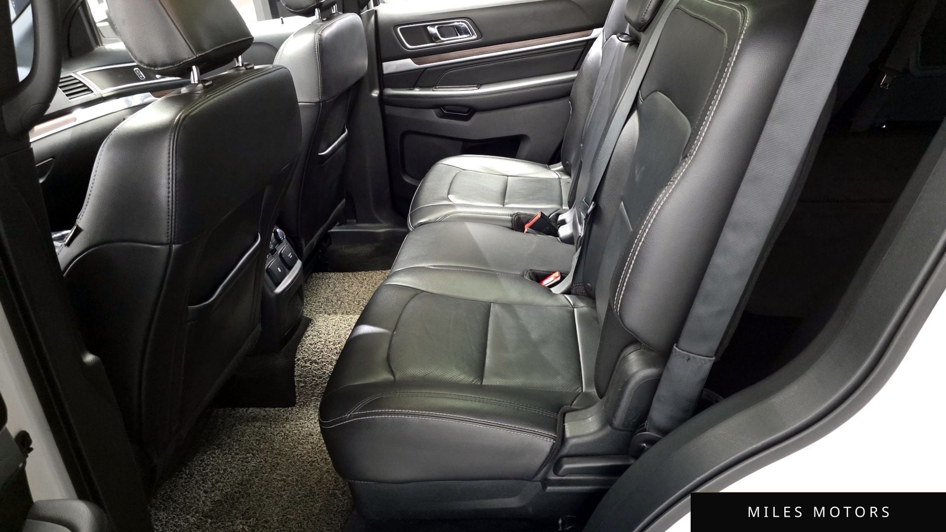 Ford Explorer 2019 — миниатюра 12