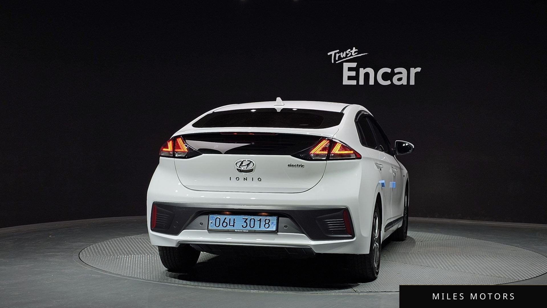 Hyundai Ioniq 2020 — миниатюра 4