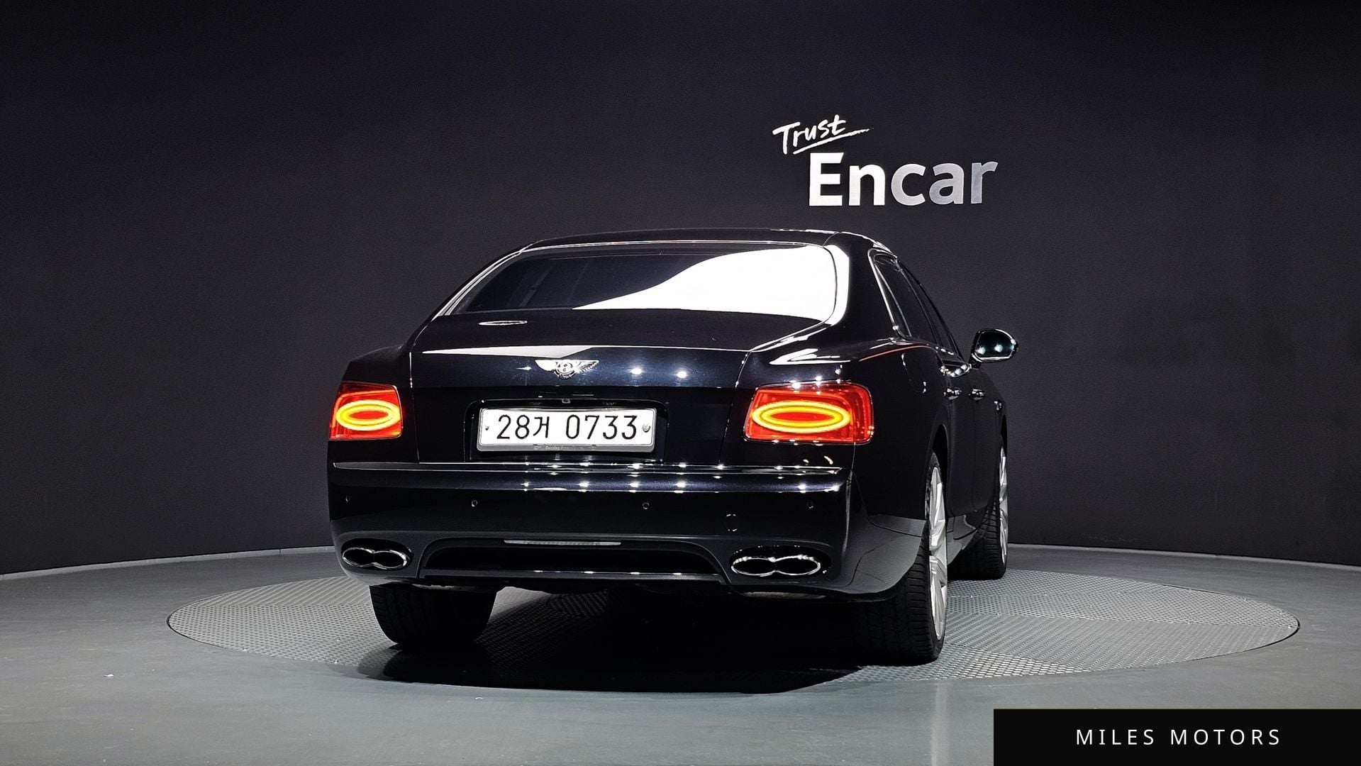 Bentley Flying Spur 2016 — миниатюра 4
