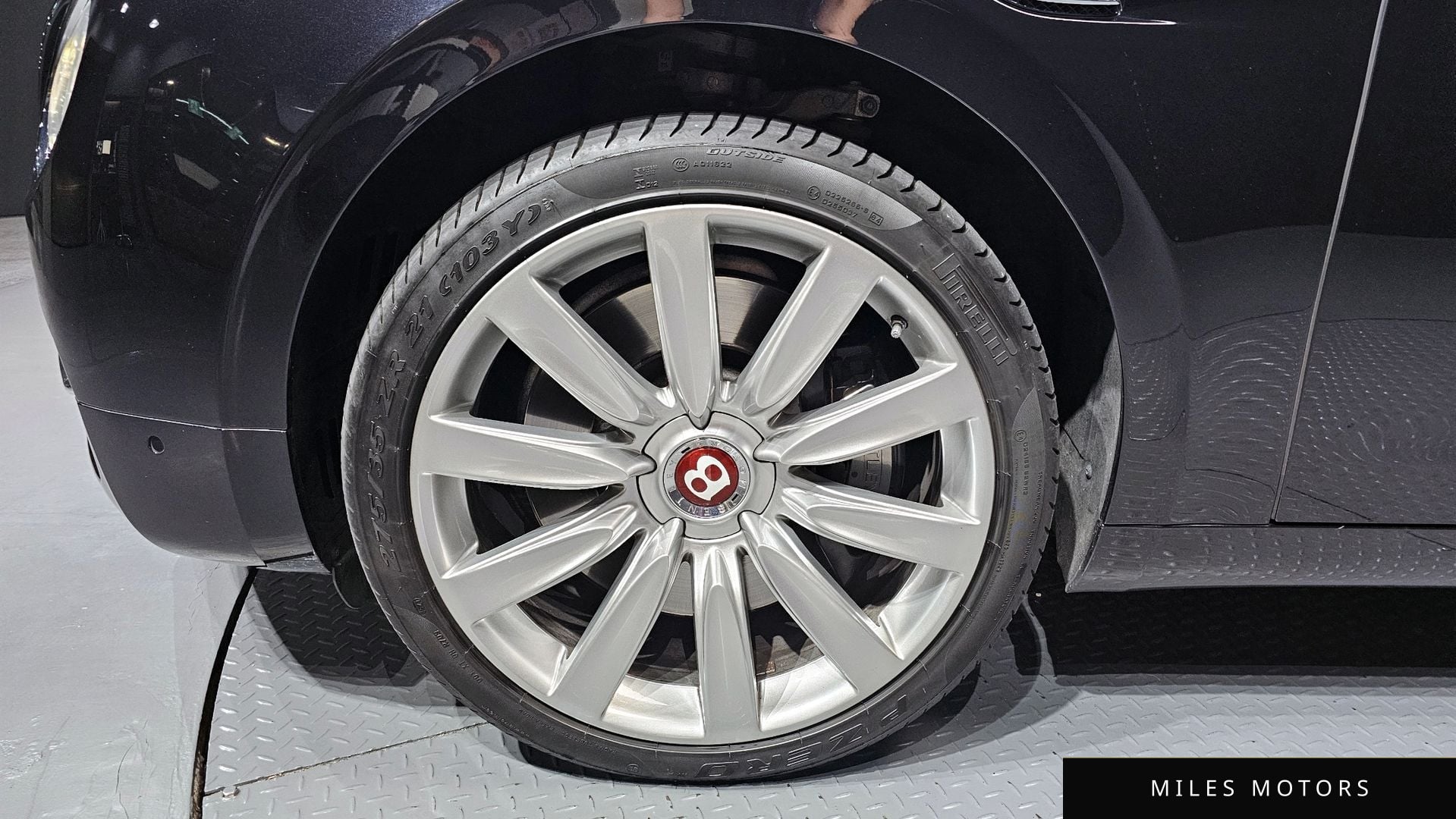 Bentley Flying Spur 2016 — миниатюра 5