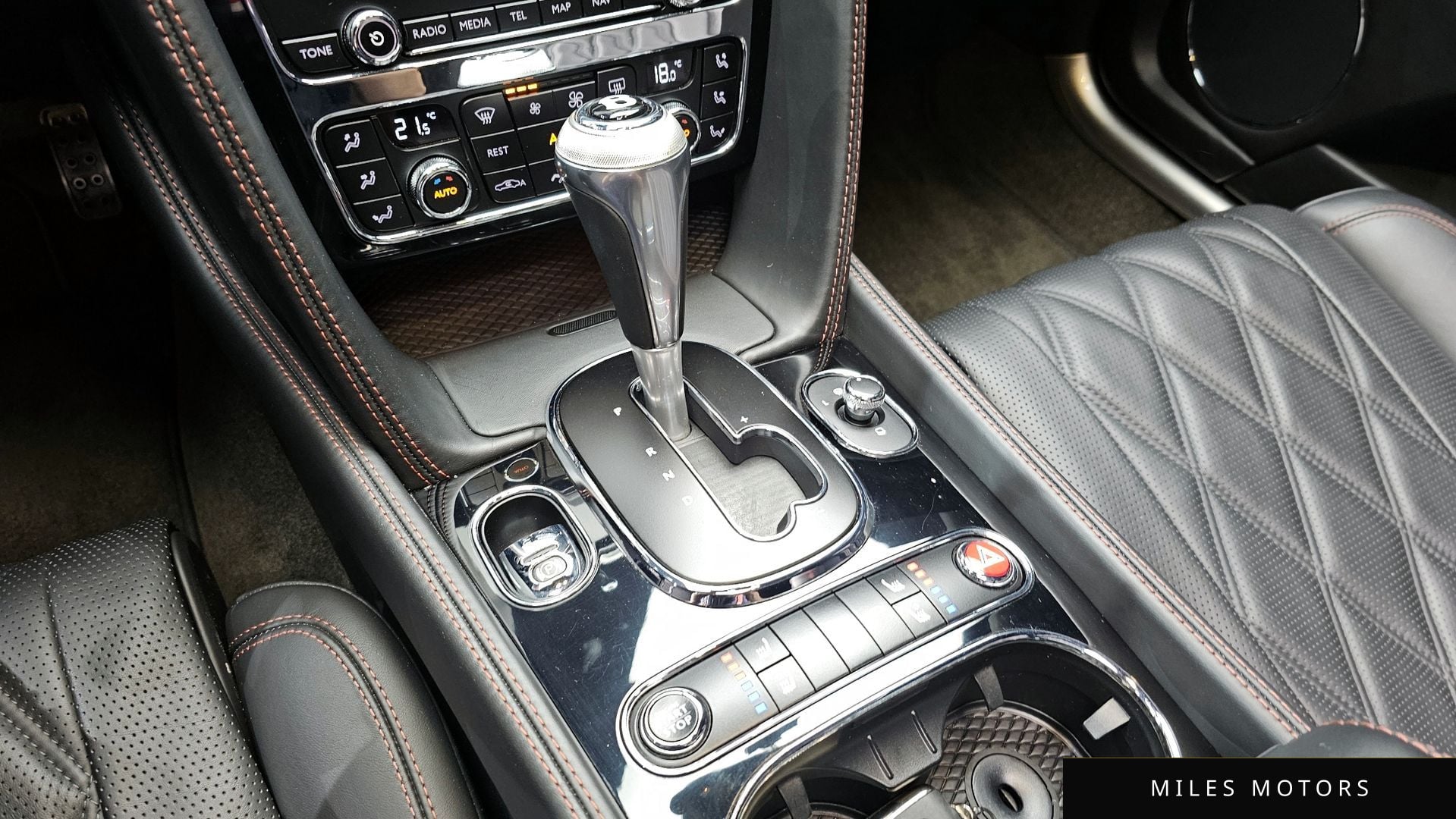 Bentley Flying Spur 2016 — миниатюра 9