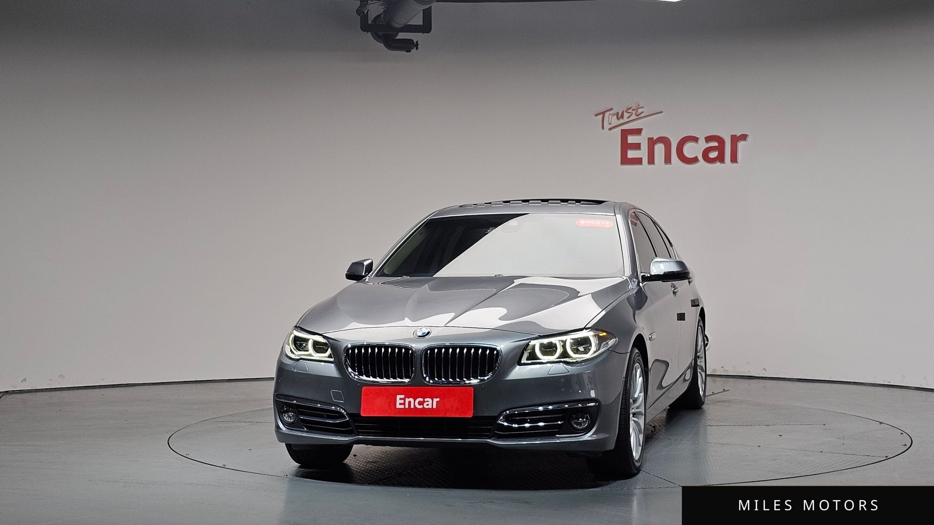 BMW 5 Series (F10) 2016 — миниатюра 2