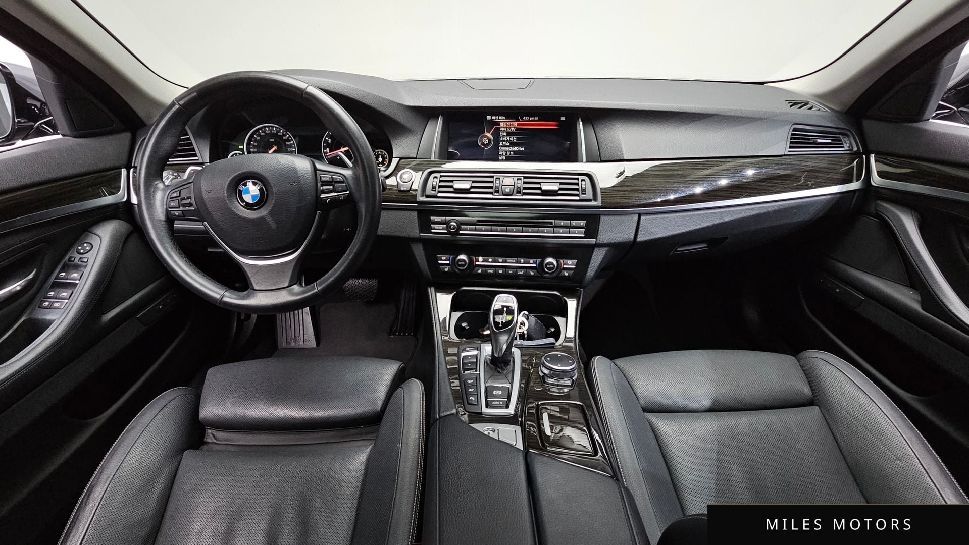 BMW 5 Series (F10) 2016 — миниатюра 9