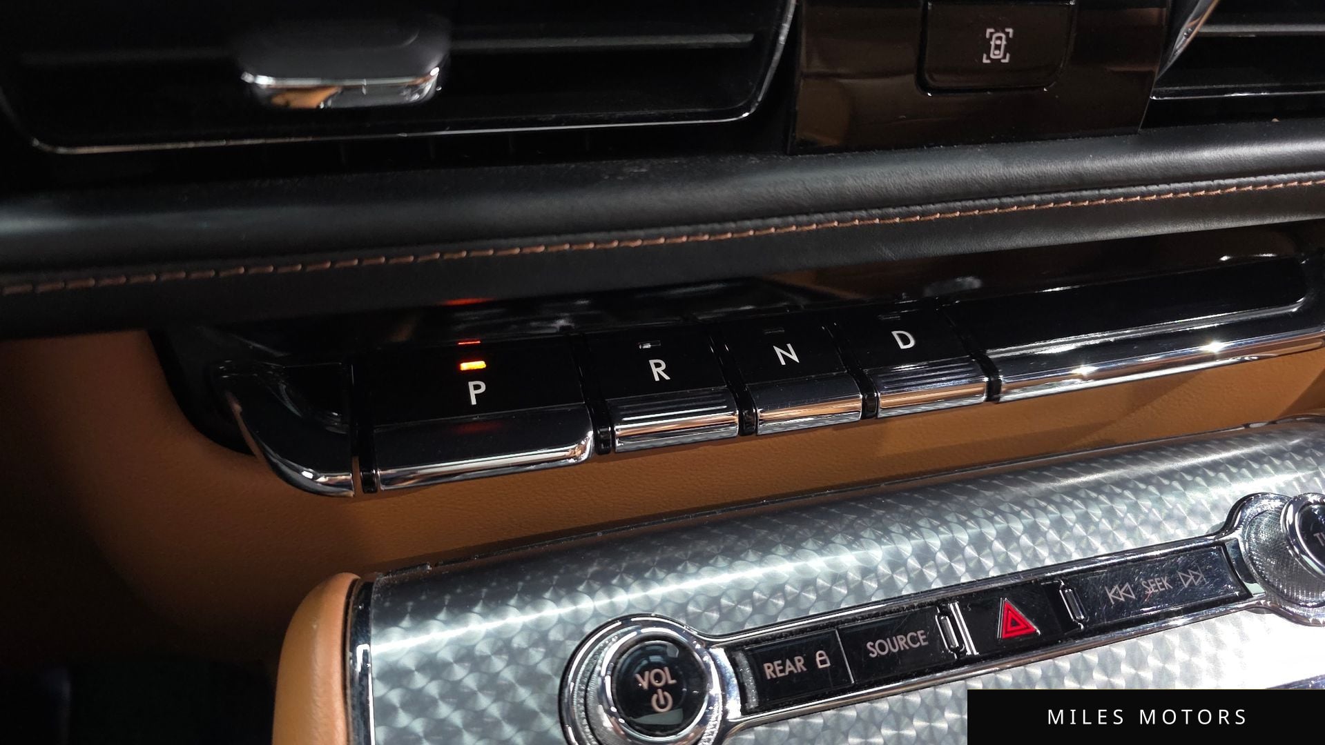 Lincoln Aviator 2022 — миниатюра 9