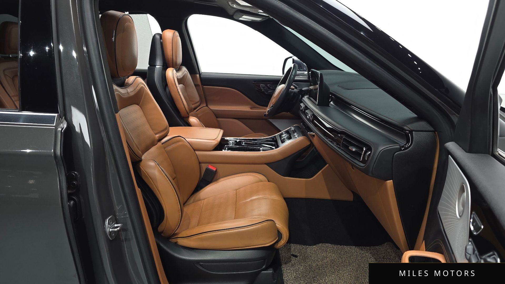 Lincoln Aviator 2022 — миниатюра 10