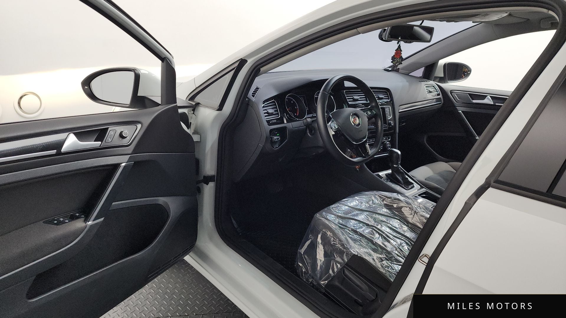 Volkswagen Golf 2015 — миниатюра 10