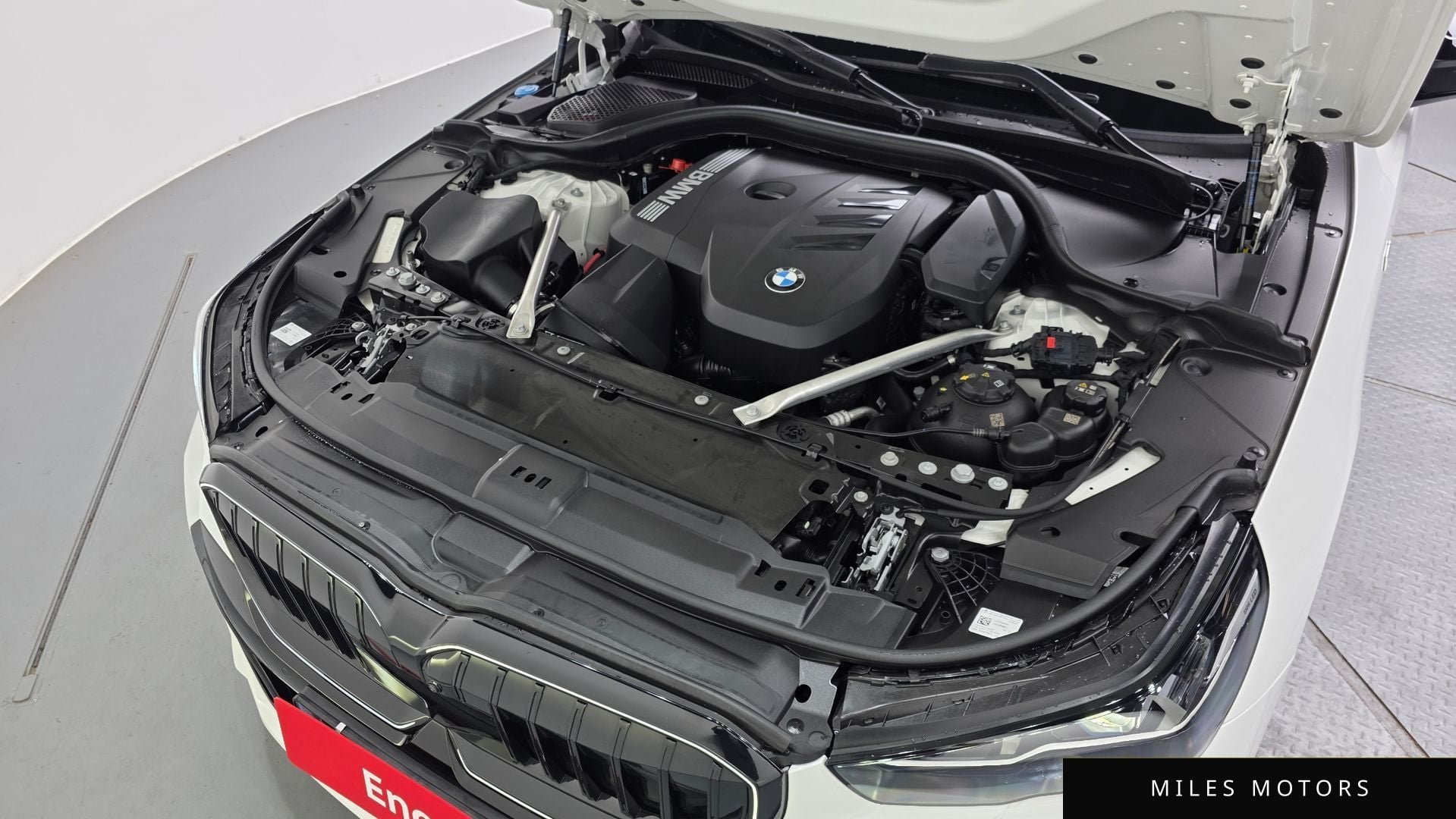 BMW 5 Series (G60) 2024 — миниатюра 6