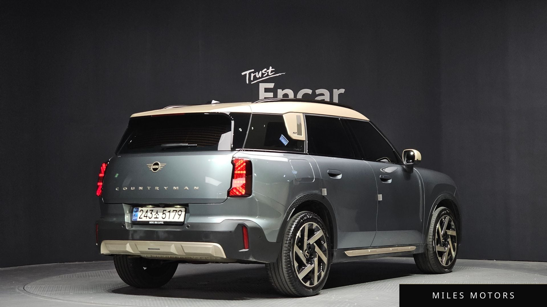 MINI Countryman 2024 — миниатюра 2