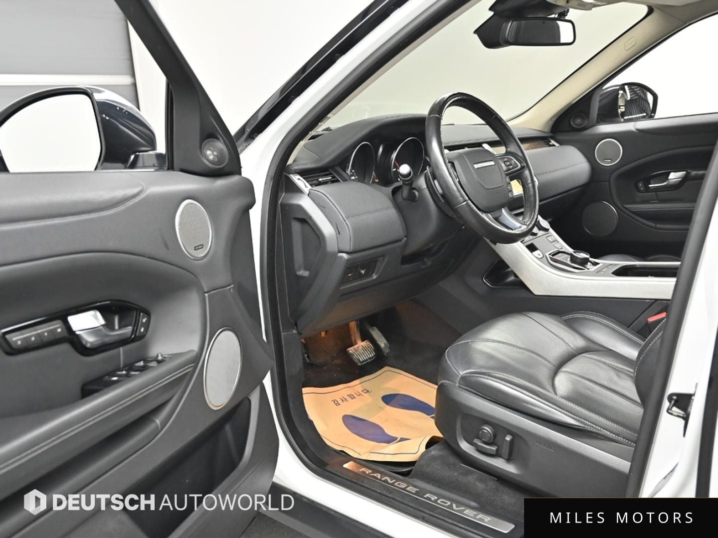 Land Rover Range Rover Evoque 2019 — миниатюра 11