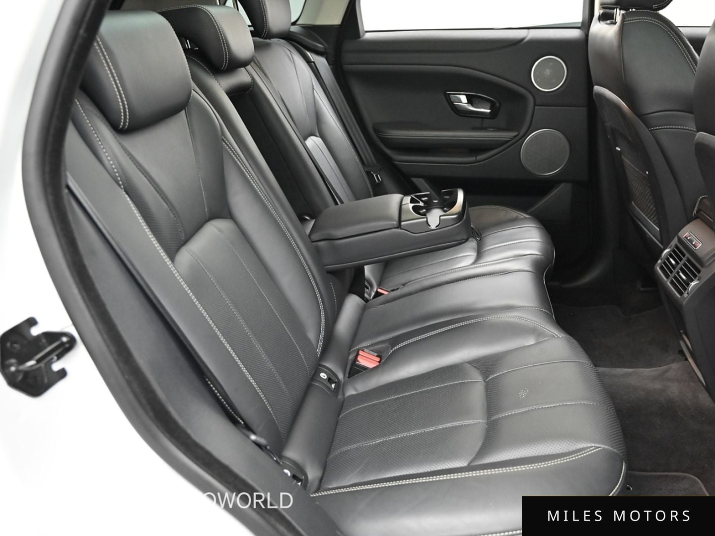 Land Rover Range Rover Evoque 2019 — миниатюра 12
