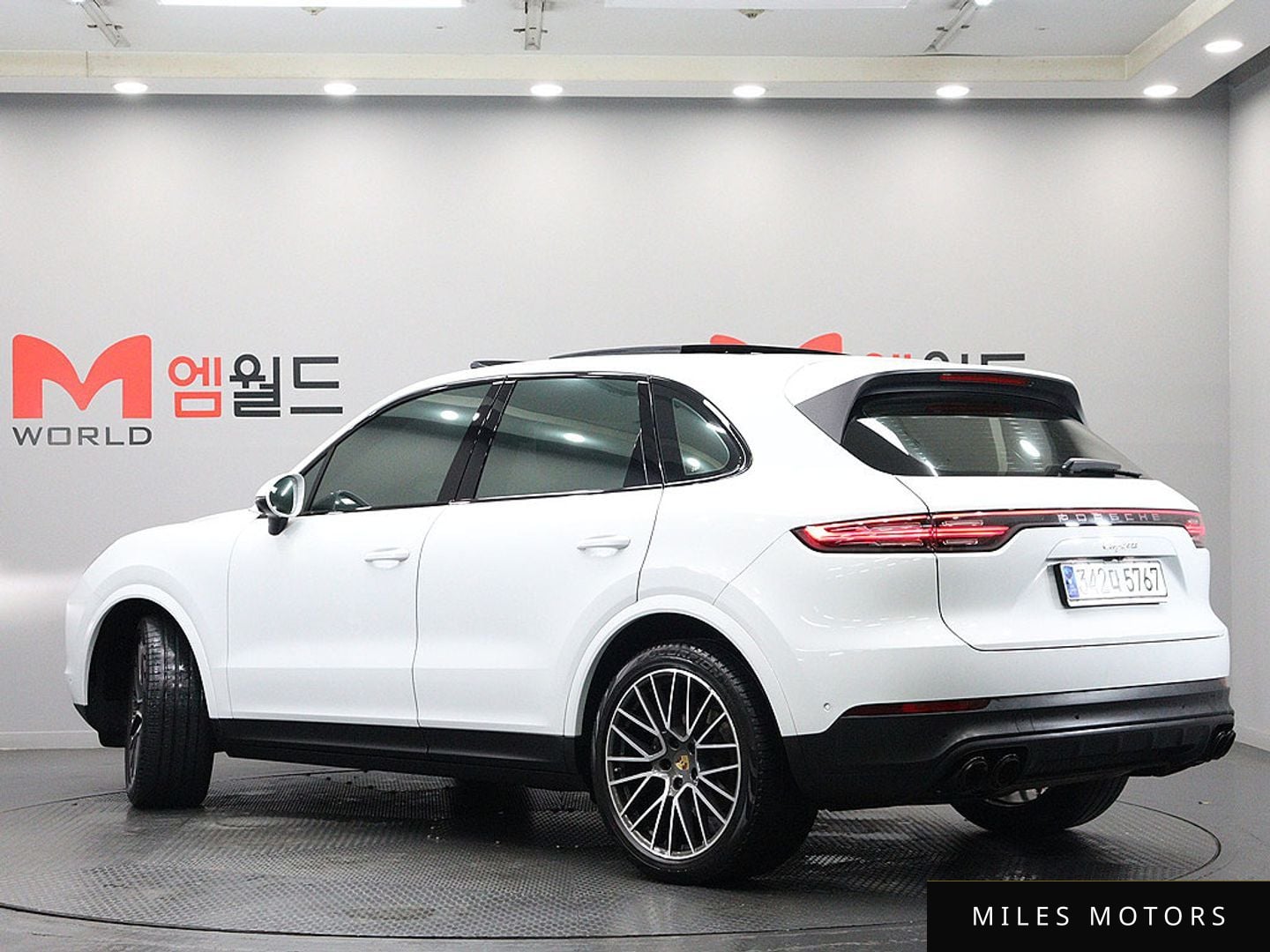 Porsche Cayenne 2021 — миниатюра 3