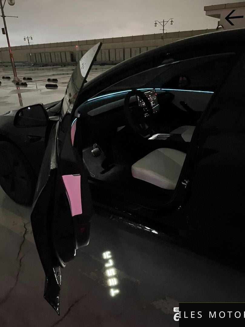 Tesla Model 3 2024 — миниатюра 3