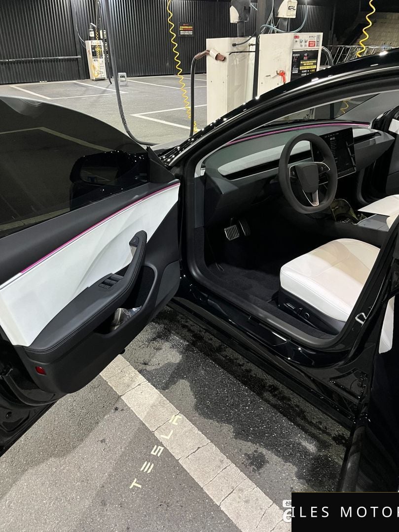Tesla Model 3 2024 — миниатюра 4