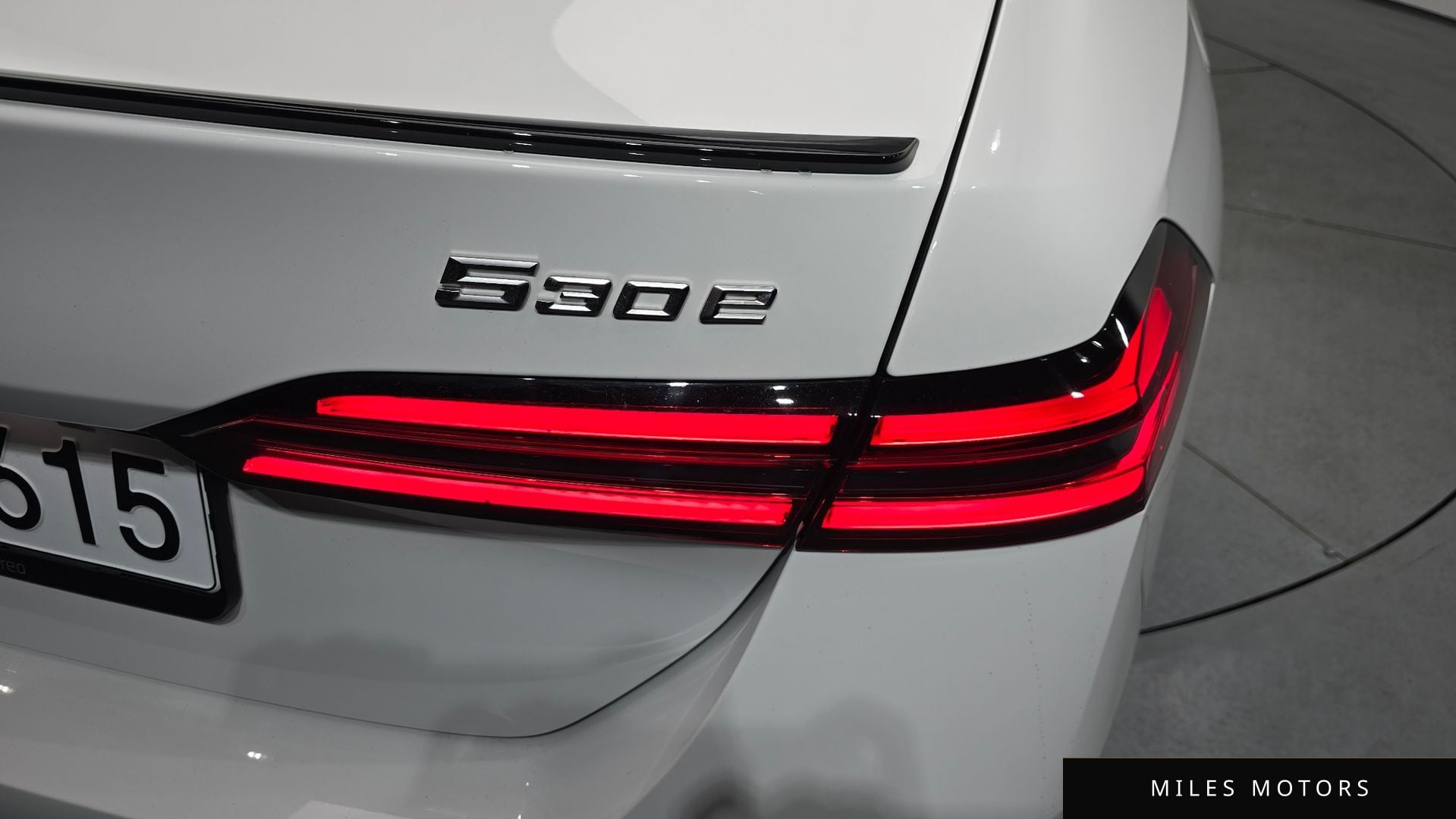 BMW 5 Series (G60) 2026 — миниатюра 9