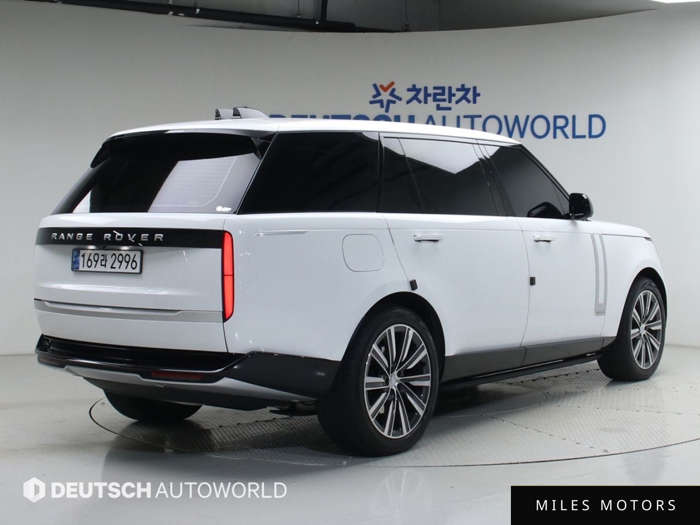 Land Rover Range Rover 2024 — миниатюра 2