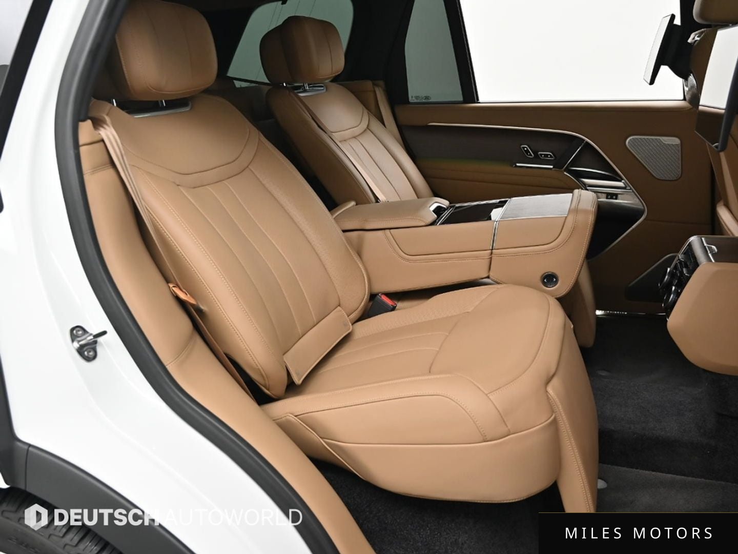 Land Rover Range Rover 2024 — миниатюра 12