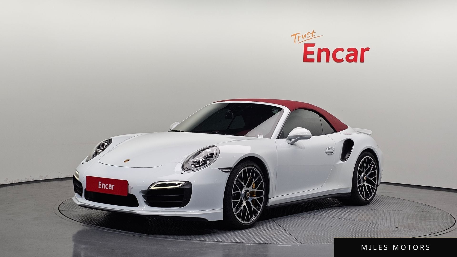 Porsche 911 2015 — фото 1 из 12