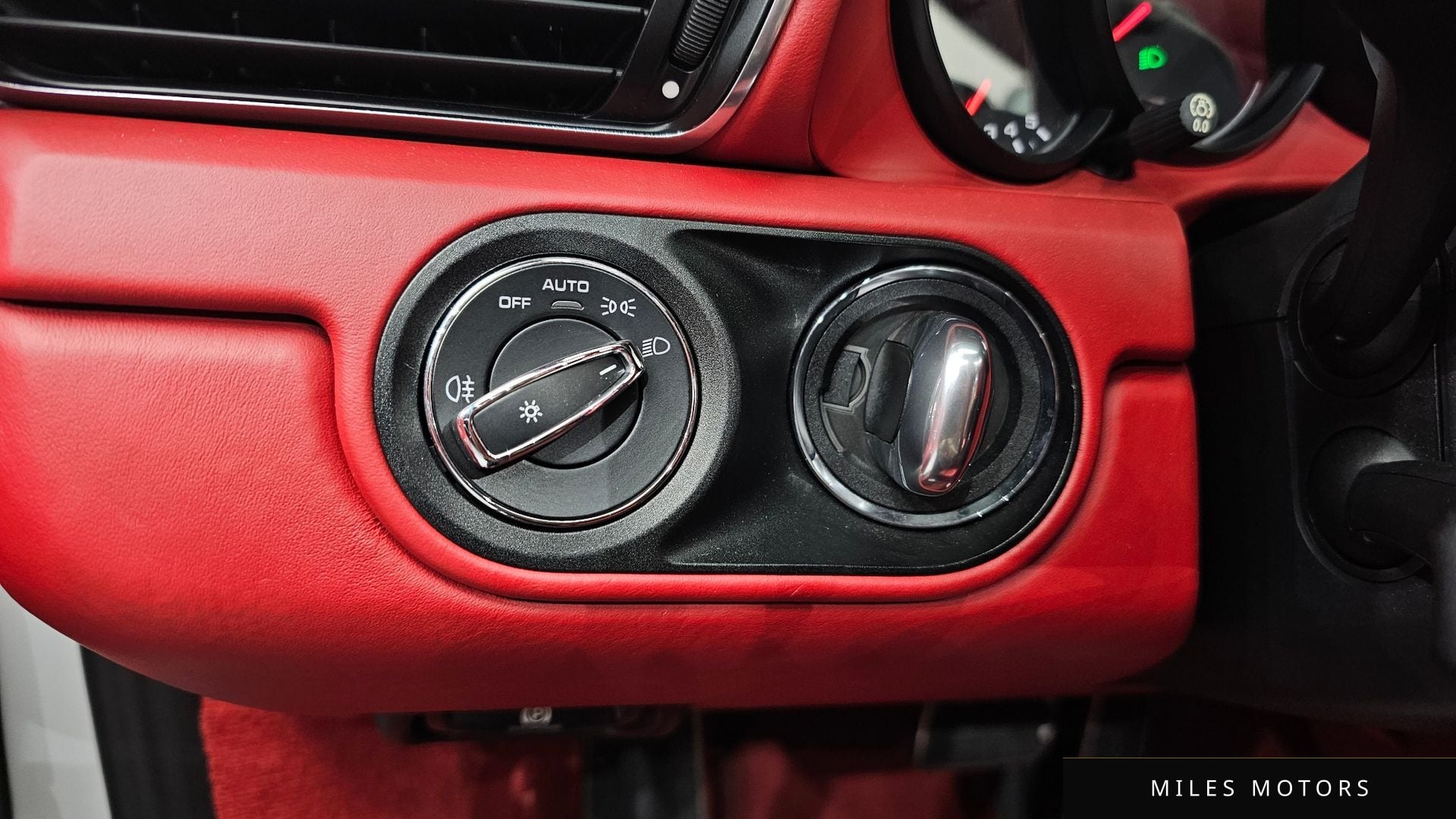Porsche 911 2015 — миниатюра 12