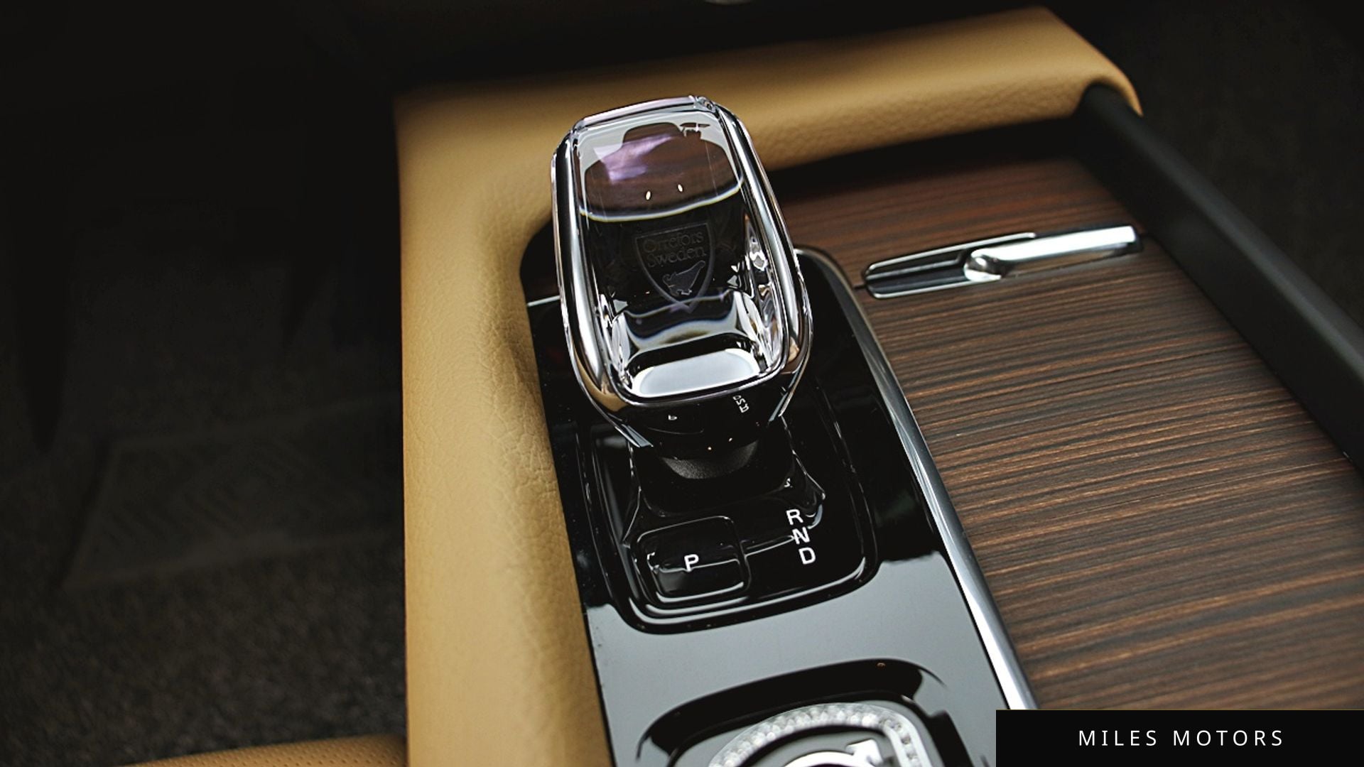 Volvo V60 2023 — миниатюра 9